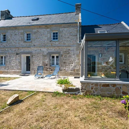 L'iroise By Interhome * Plogoff